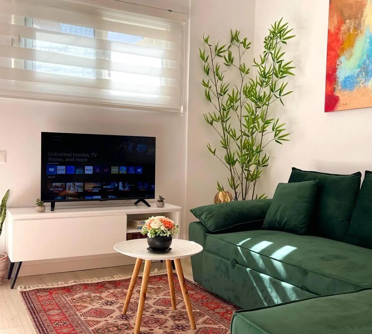 Green Cozy Home City Center Tirana Apartment