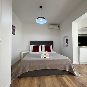 Central Studio Apartments Appart hôtel