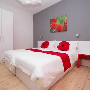 Hotel Rimini, Tirana